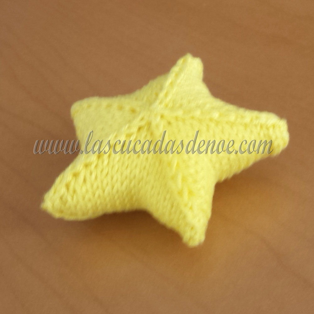 Estrella de punto a dos agujas